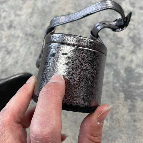 Trotters Luna Slingback Sandals Silver Metallic Woven Straps Block Heel Sz 9 - Picture 10 of 16